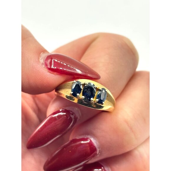 14K Gold Sapphire Ring Size 7.25 With Triple Stone Setting - Picture 6 of 7